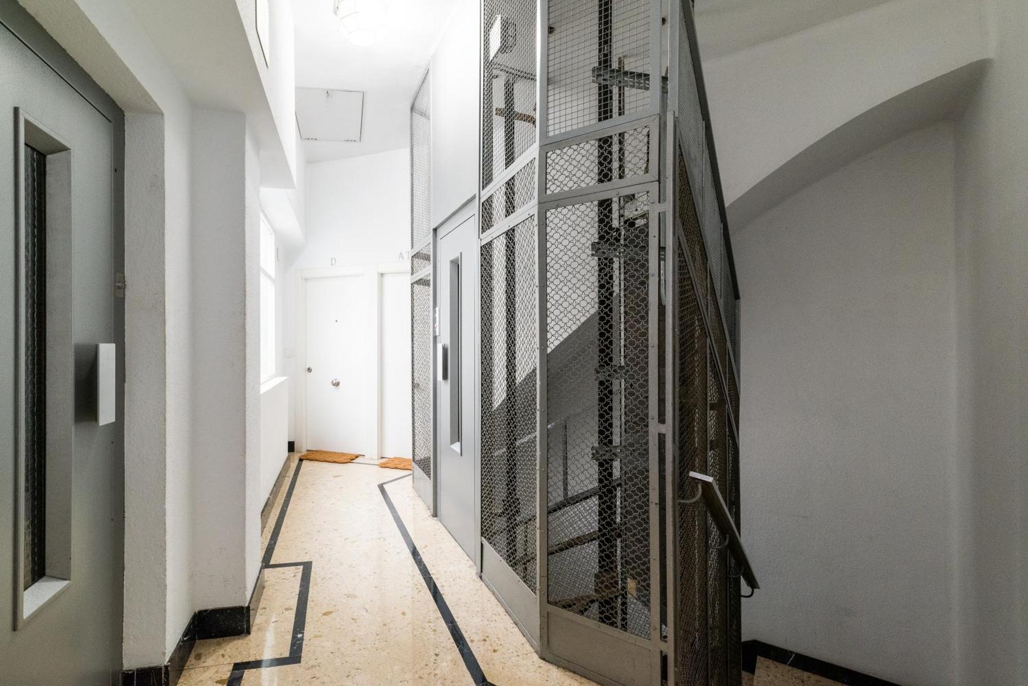 Tuguest Neptuno Apartment Гранада Екстер'єр фото