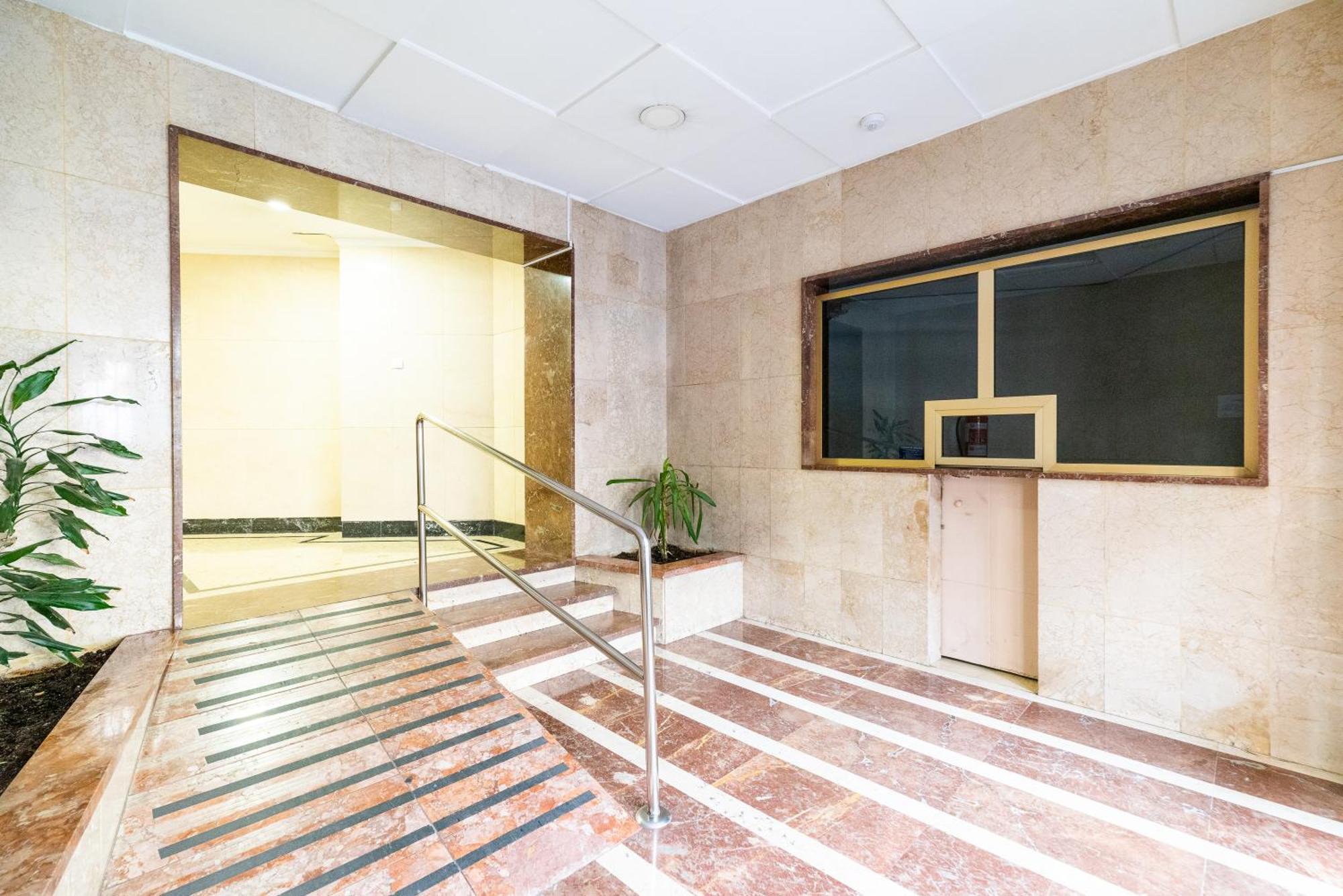 Tuguest Neptuno Apartment Гранада Екстер'єр фото